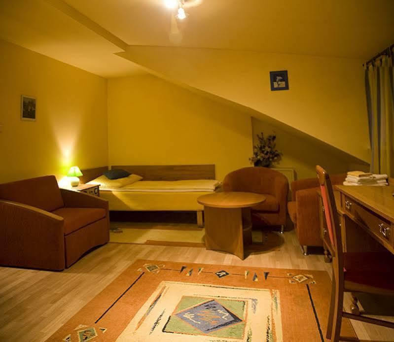 Pokoje Goscinne Akropol Poznan Ngoại thất bức ảnh